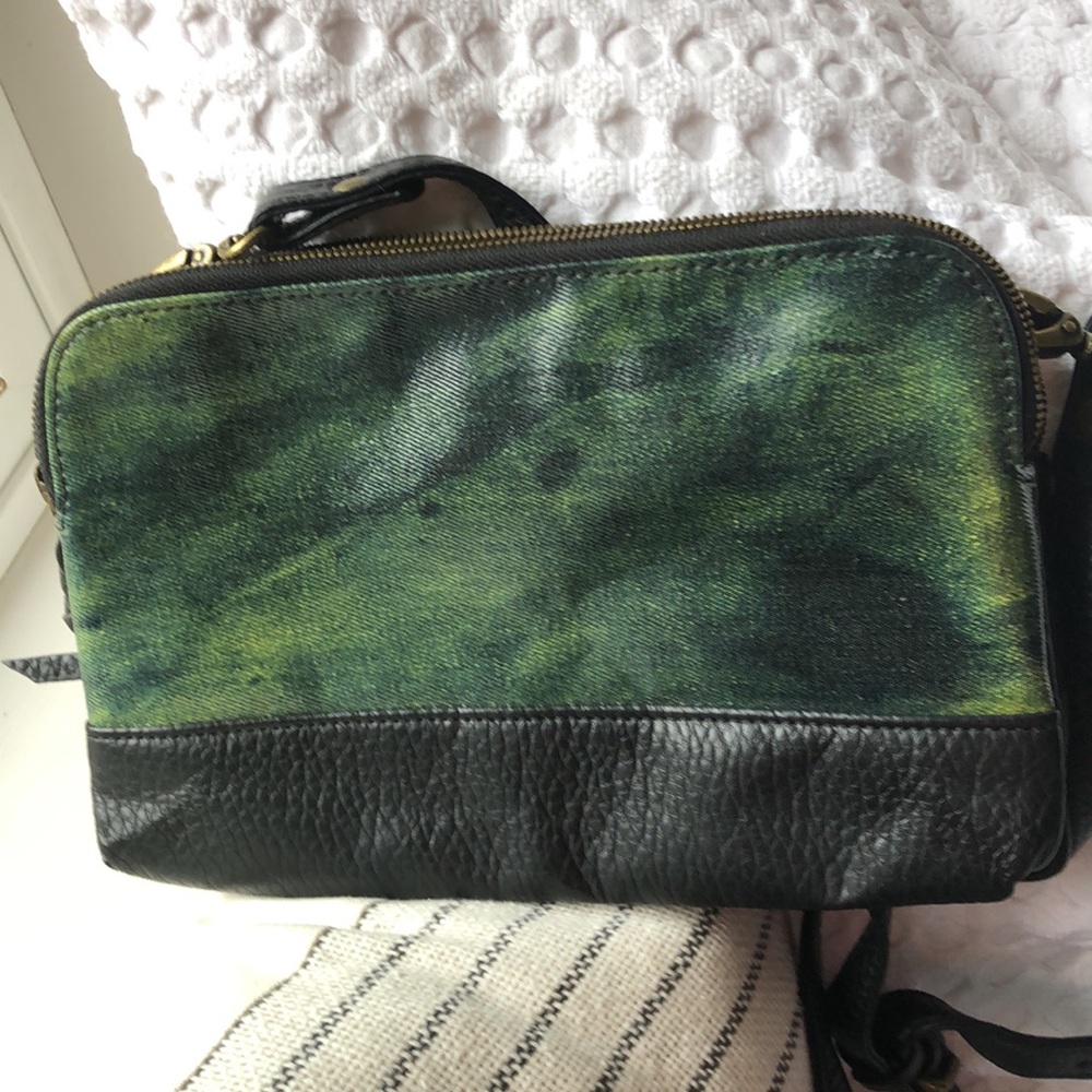 Pistil Purse - Picture 3 of 7